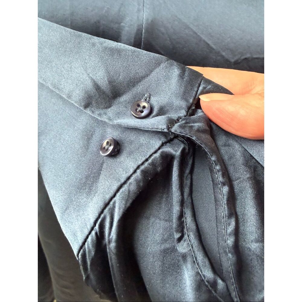 Elie Tahari Kendal 100% Silk Vneck Top Blouse Navy Blue $298 XL - Picture 6 of 11